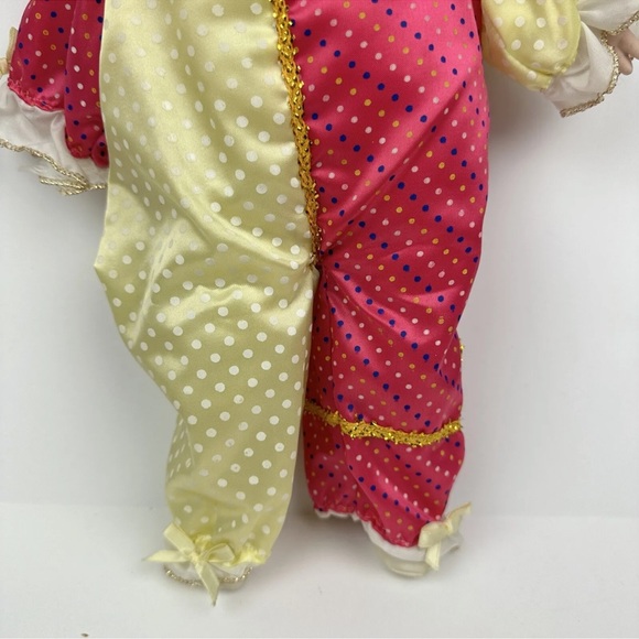 Art Mark 18” Jester Doll Clown Girl Painted Porcelain Face Legs Arms Cloth Body - Picture 4 of 14